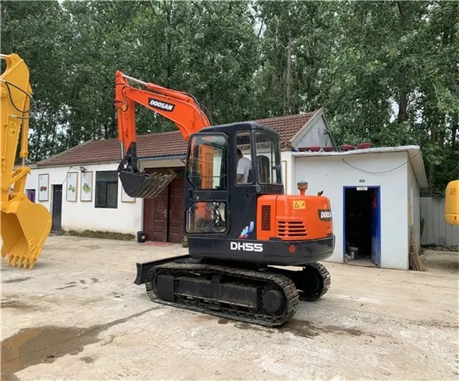 Corea Excavadora usada Doosan para la venta Maquinaria de segunda mano DH55 Jindongyu