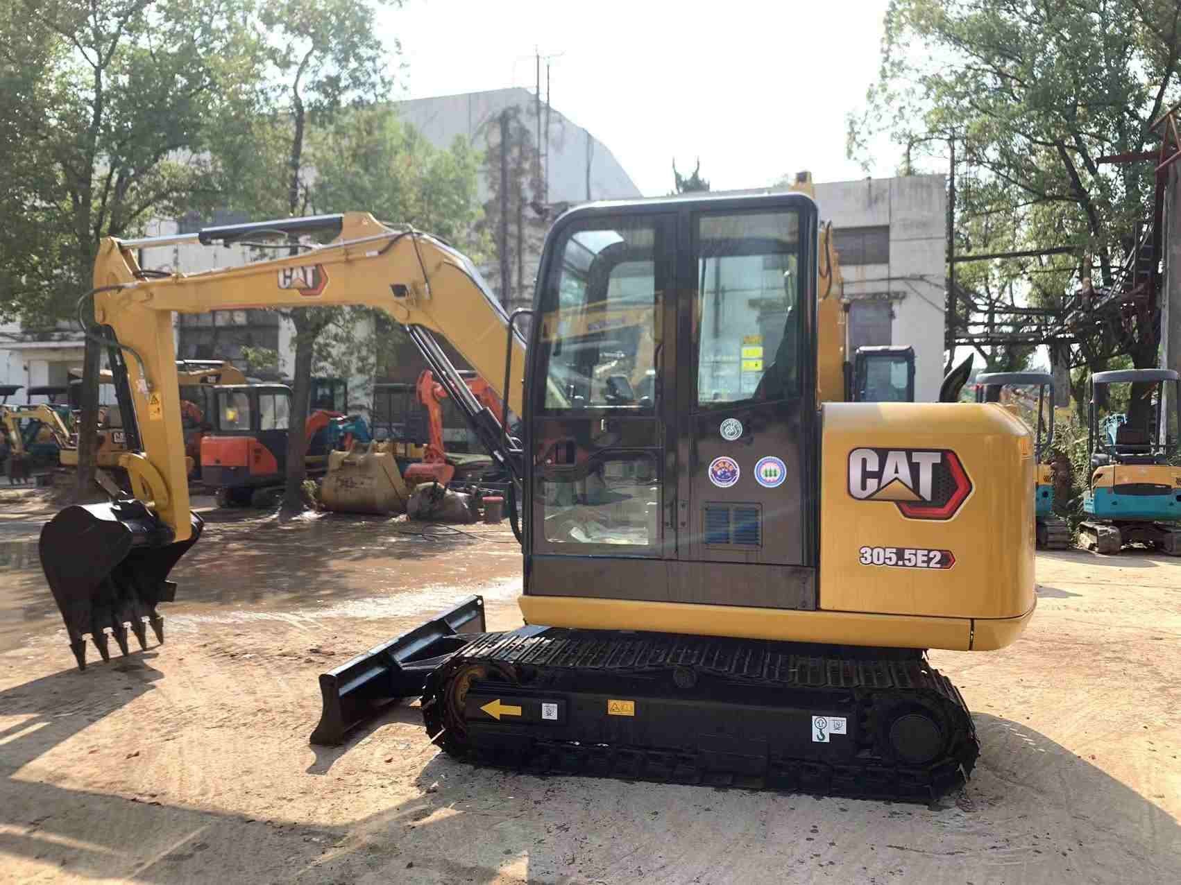 Japón Excavadora usada CAT para la venta de segunda mano 305.5E2 Maquinaria Jindongyu