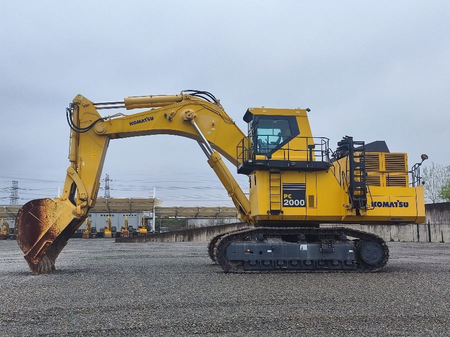 Japón Excavadora usada Komatsu para la venta de segunda mano PC2000-8 Maquinaria Jindongyu